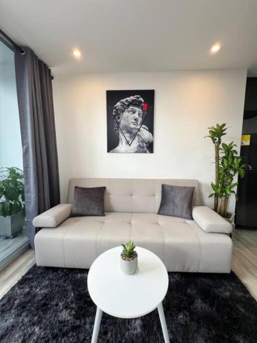 Torre Zurich Luxury Apartment